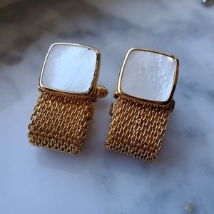 Cuff links